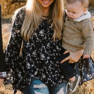 Umgee Floral Bell Sleeve Tie Neck Long Sleeve Top / Blouse Small